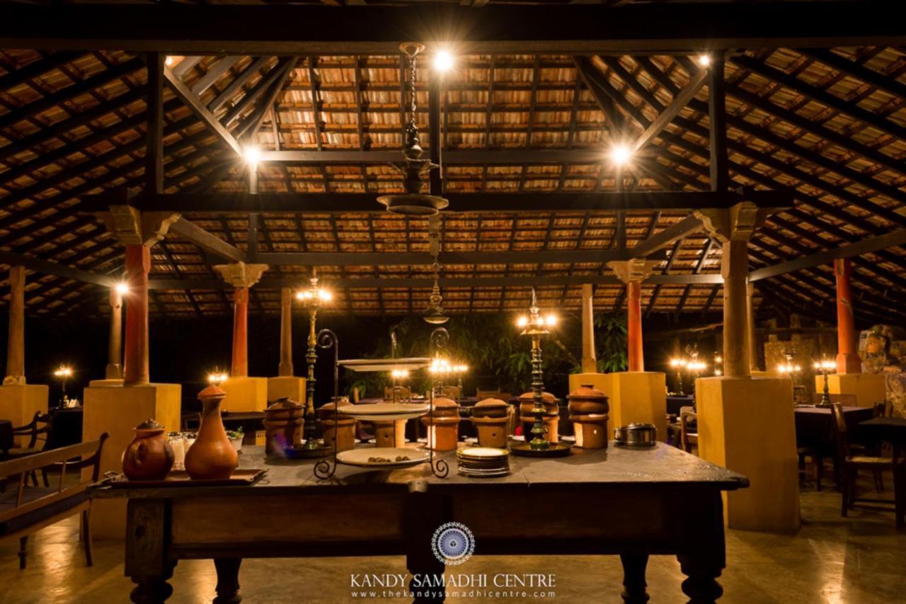 The Kandy Samadhicentre Narampanawa Dış mekan fotoğraf