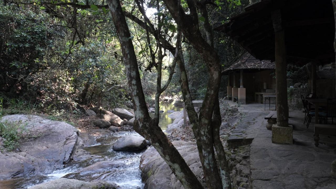 The Kandy Samadhicentre Otel Narampanawa Dış mekan fotoğraf